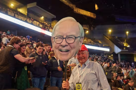 Berkshire Hathaway’s Mystery Stock Purchase Is the Insurer Chubb.
Image Source: Barron’s