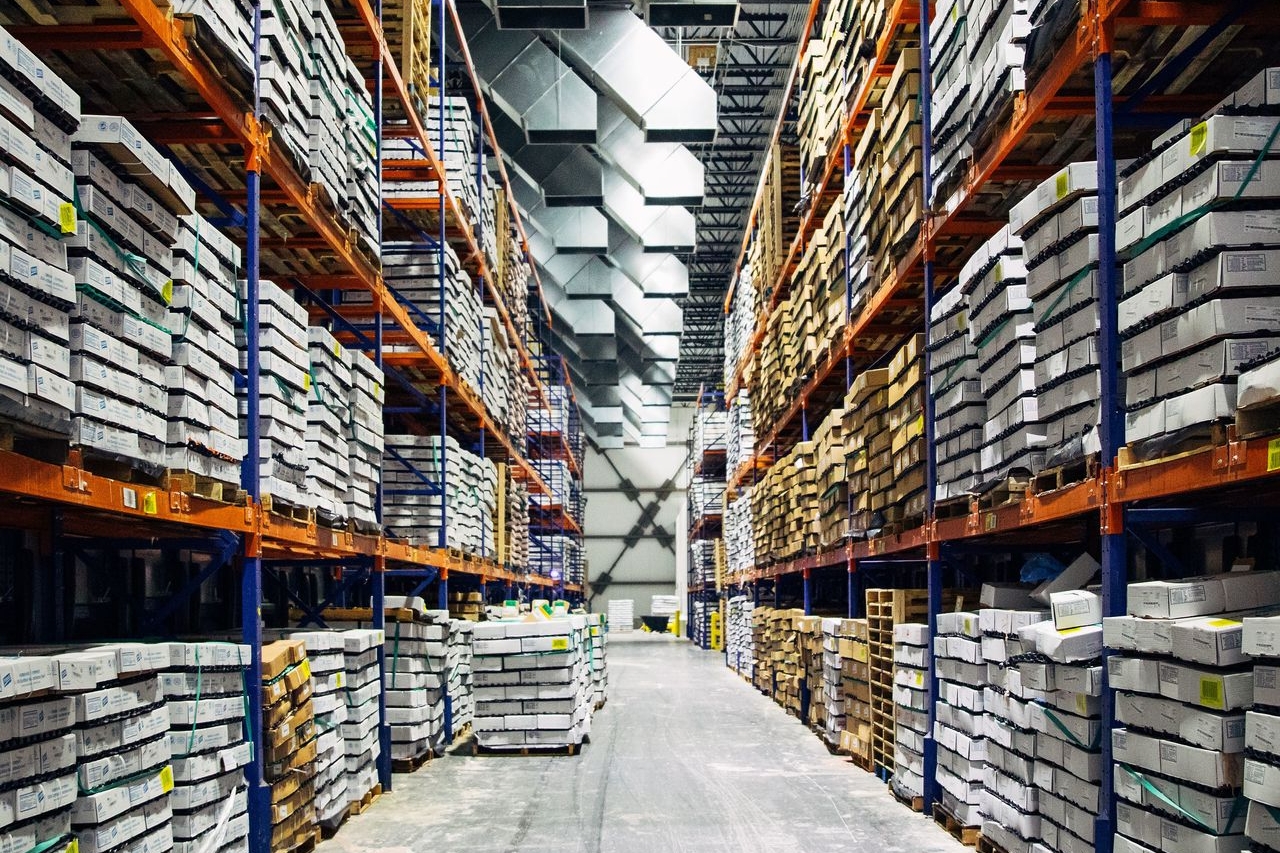 Lineage Logistics, the world's largest cold storage company by capacity, specializes in handling and preserving perishable goods globally.
Image Source: Wall Street Journal